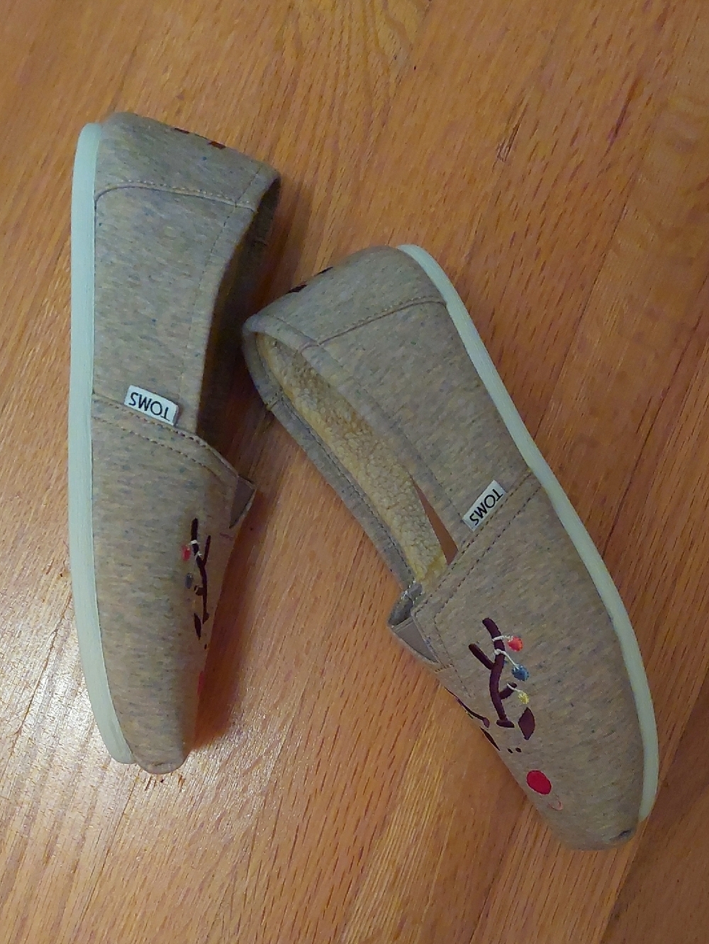 Bundle Born Sandals Toms Fleece Slip-ons Skinnys Shearling Boots 9 - Picture 6 of 16